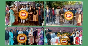 ভৈরবে পানাউল্লাচর বধ্যভূমিতে শহীদ বুদ্ধিজীবী দিবসে পুষ্পস্তবক অর্পণ করছে ডাঃ মমতাজ বেগম ইউনিভার্সিটি কর্তৃপক্ষ