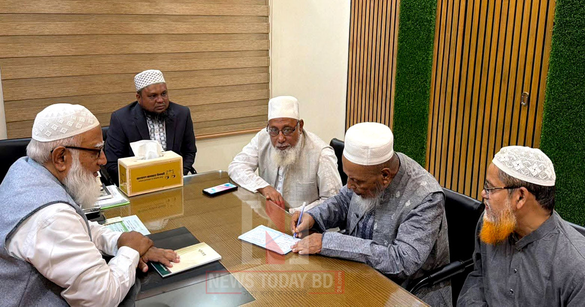 বীরমুক্তিযোদ্ধা রফিকুল ইসলাম জামায়াতে ইসলামীতে যোগদানের দৃশ্য